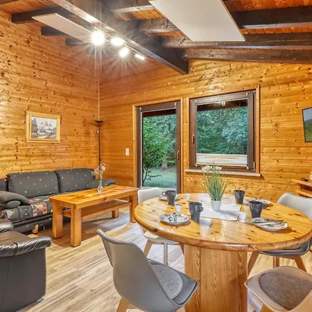 2 Bedroom Cozy In * Merzalben
