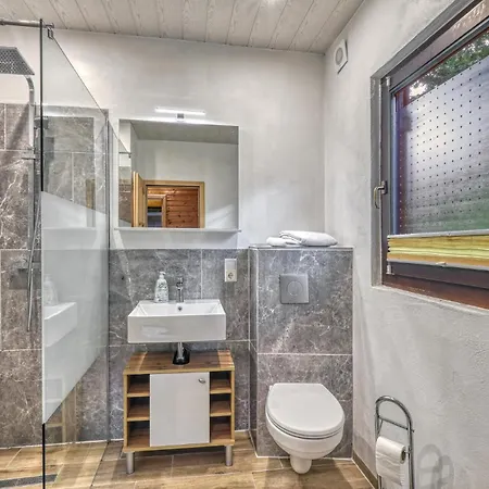 2 Bedroom Cozy In Casa de Férias *